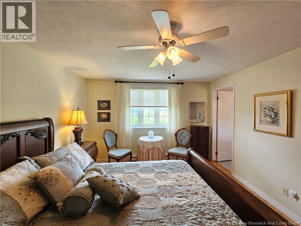 56 Wilson Crescent - 33