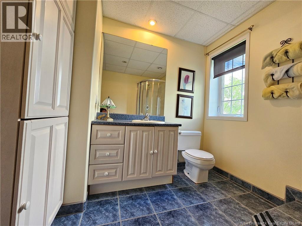 56 Wilson Crescent - 44