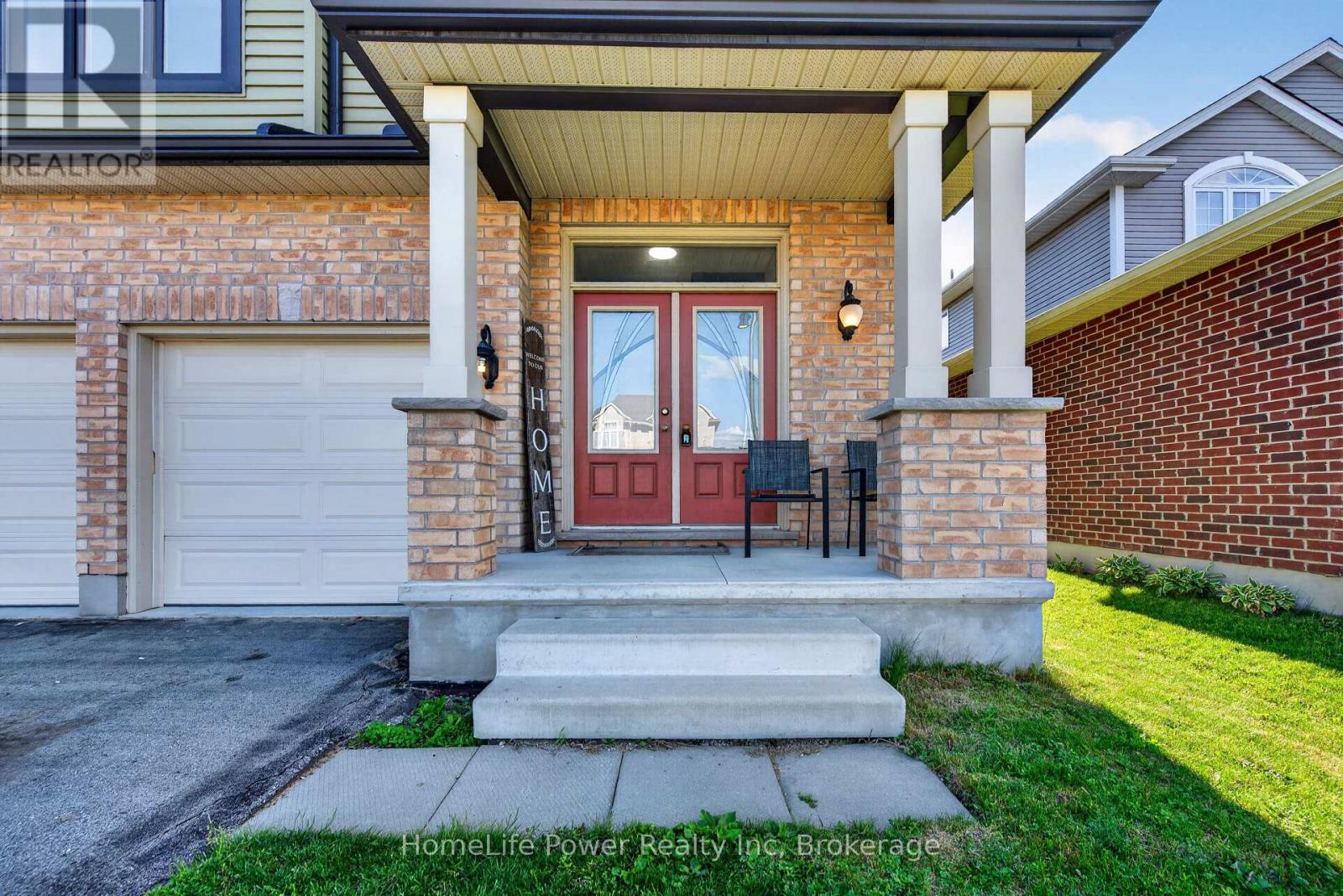 32 ASHBERRY PLACE - 6
