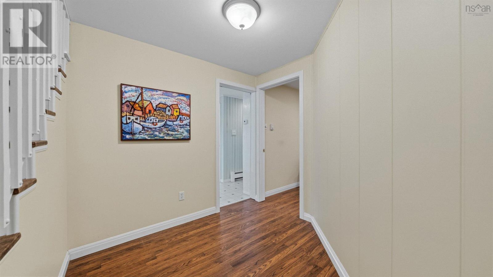 Property 38 of 49 of 17 Guy Street