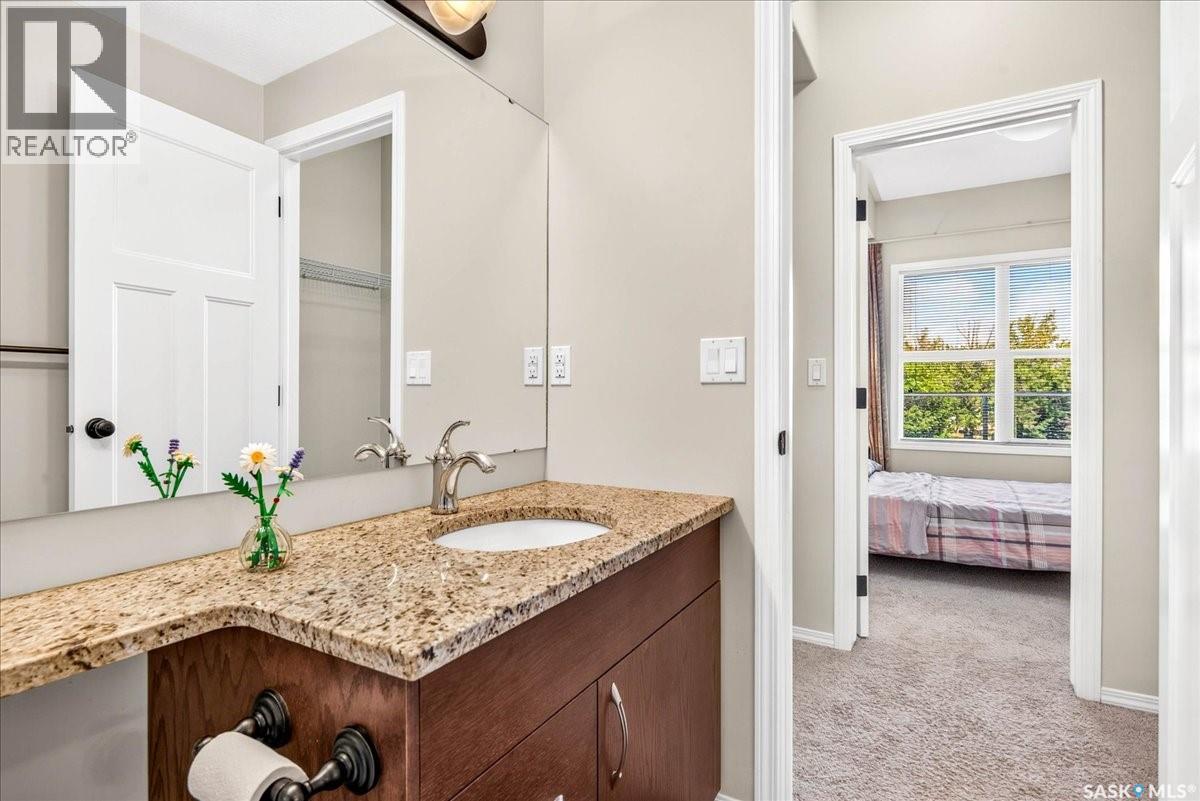 #211 1220 BLACKFOOT DRIVE - 21