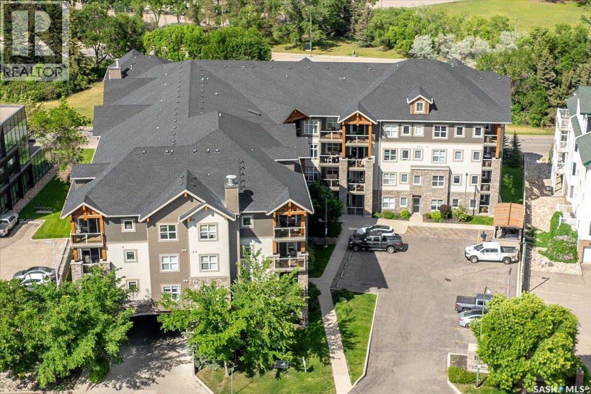 #211 1220 BLACKFOOT DRIVE - 30