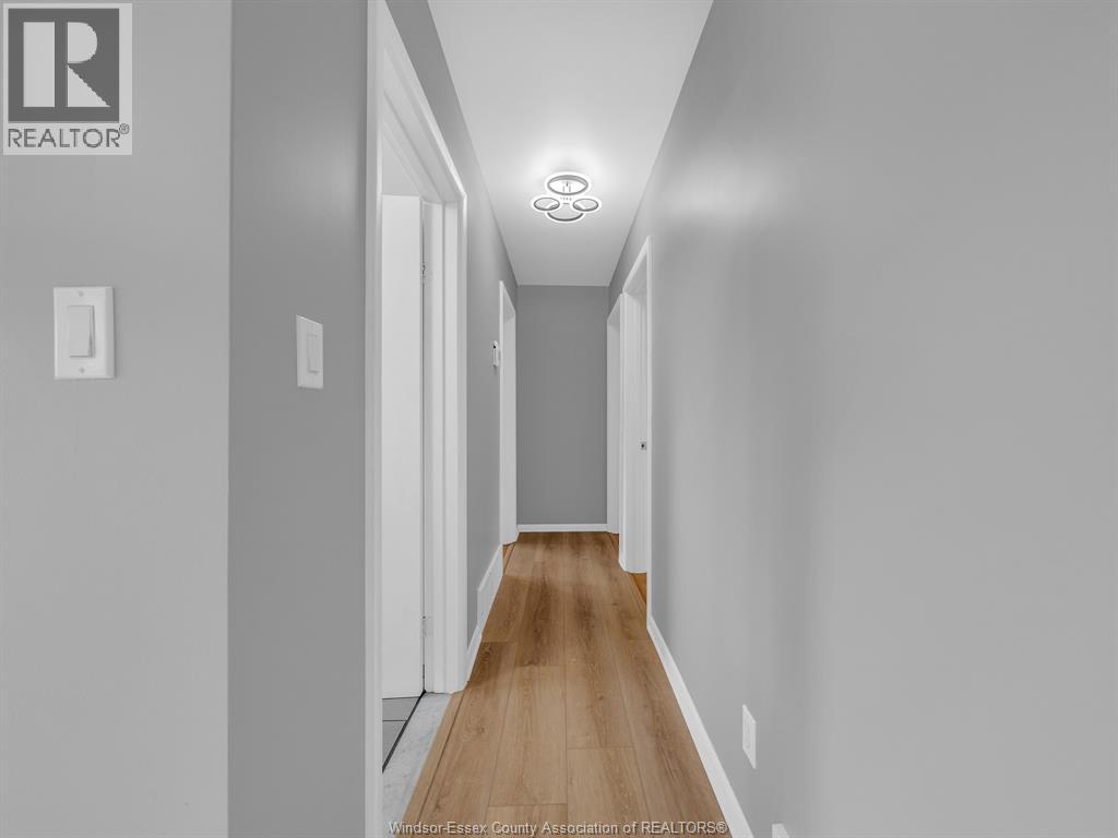 2528 Jos St Louis - 20