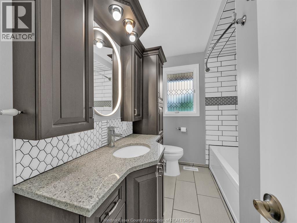 2528 Jos St Louis - 21