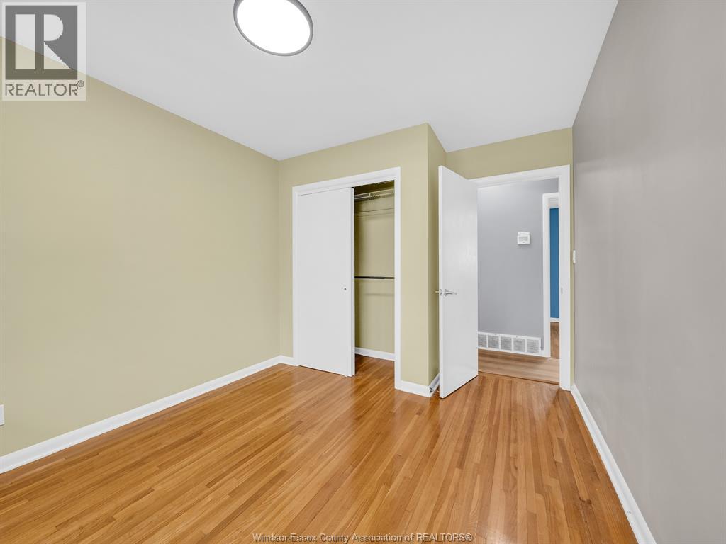 2528 Jos St Louis - 24