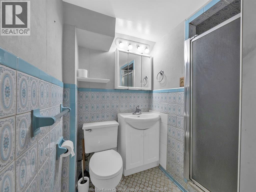 2528 Jos St Louis - 40