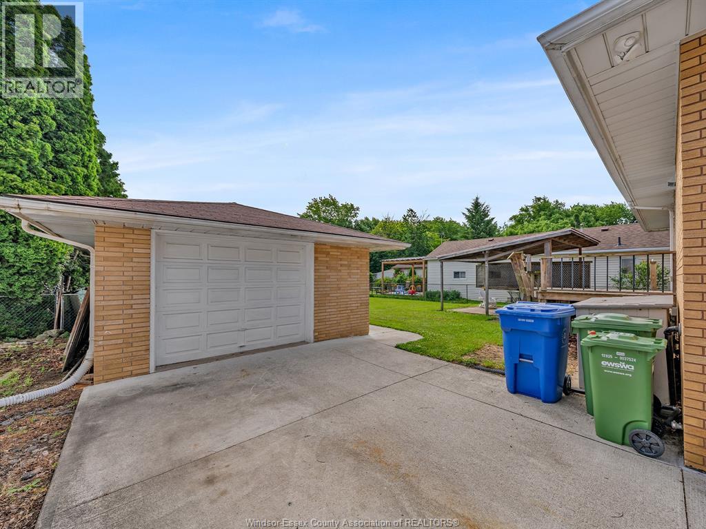 2528 Jos St Louis - 44