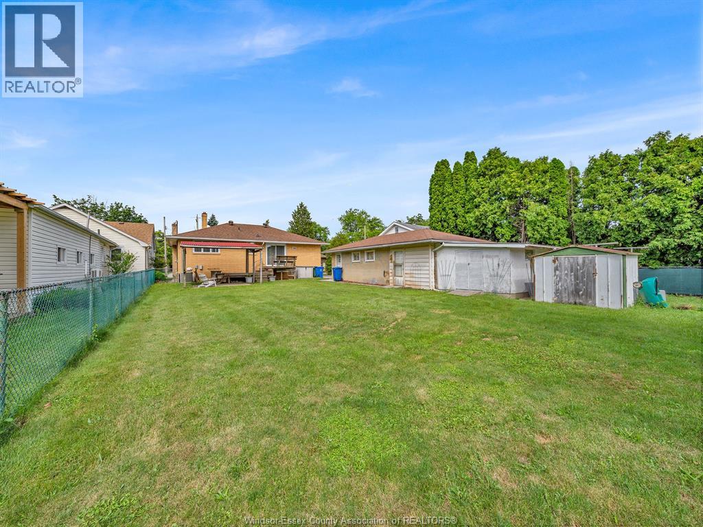 2528 Jos St Louis - 48