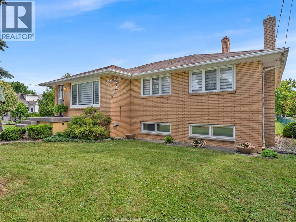 2528 Jos St Louis - 8