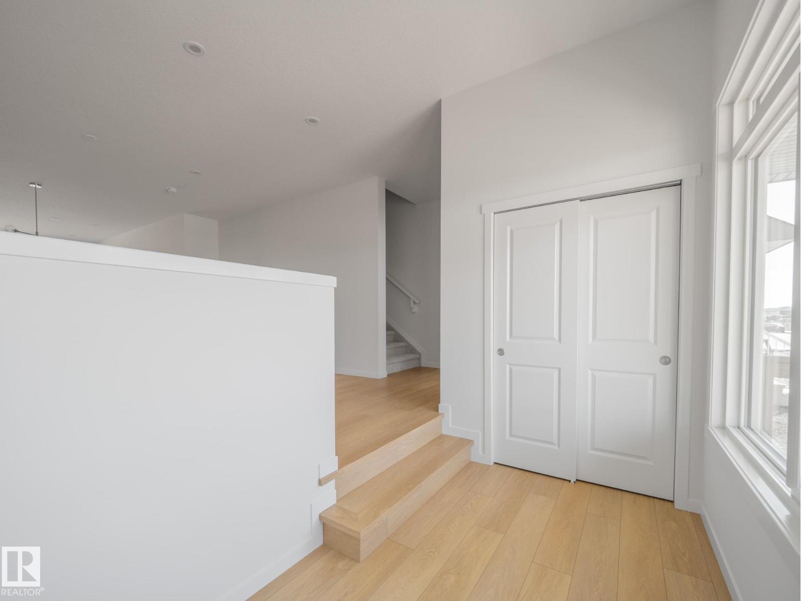 424 176 AV NE - 8