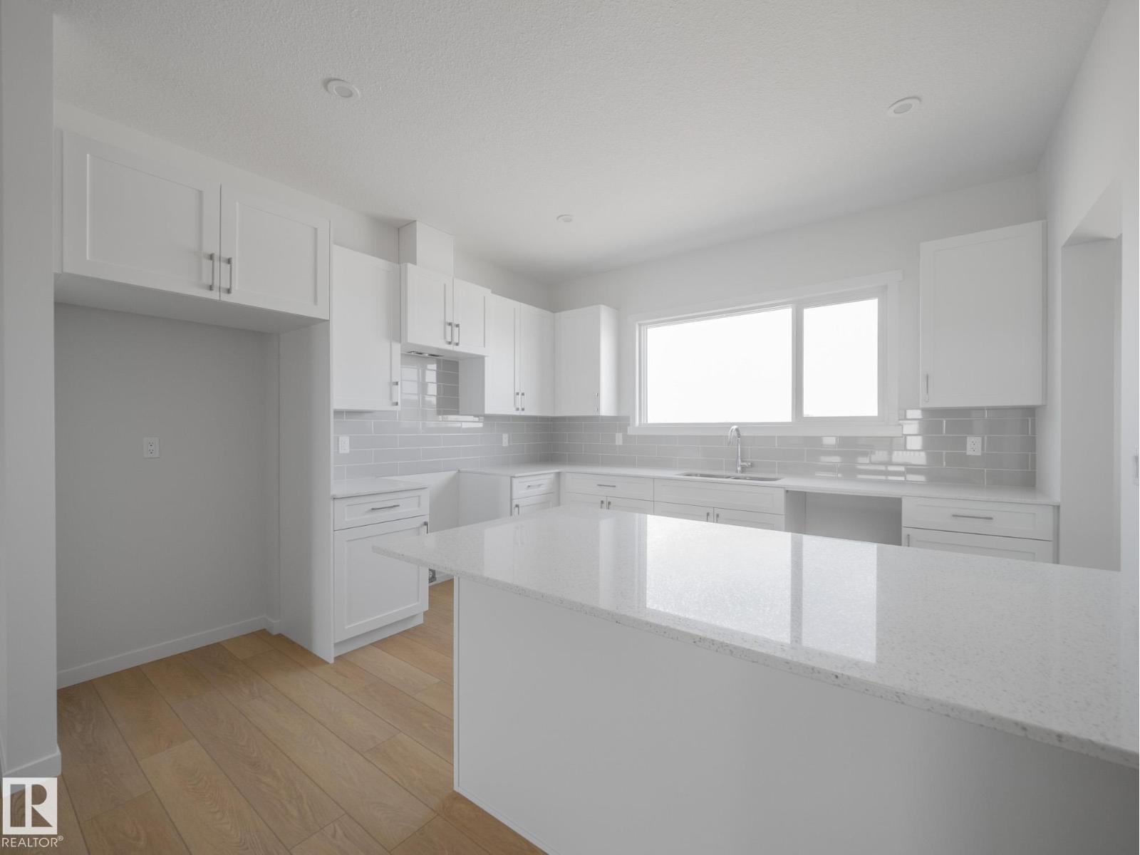 424 176 AV NE - 16