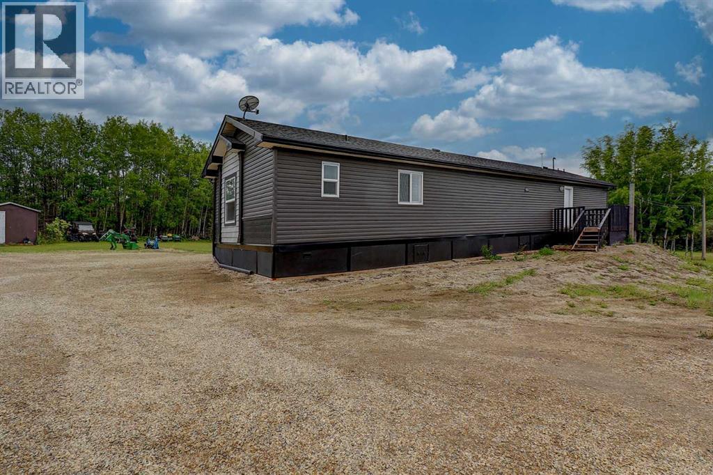 1  744018 Range Road 63 - photo 4