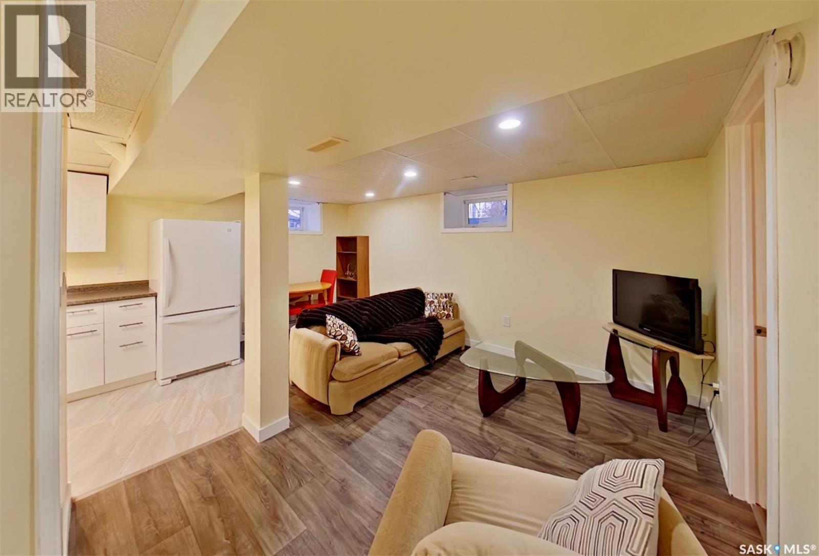 2268 Broder STREET - 22