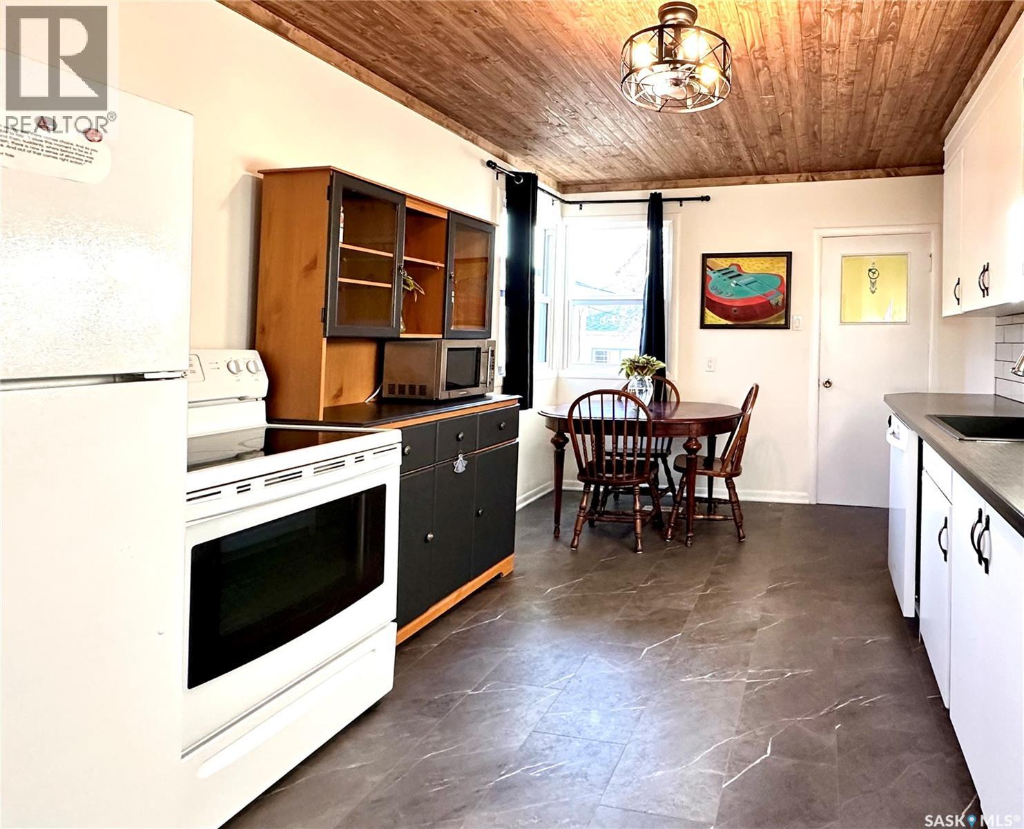 2268 Broder STREET - 16
