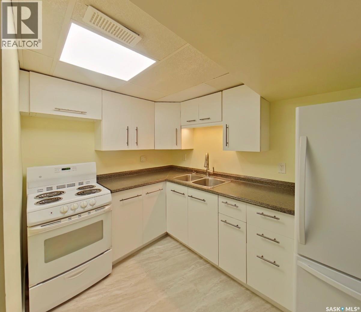 2268 Broder STREET - 26