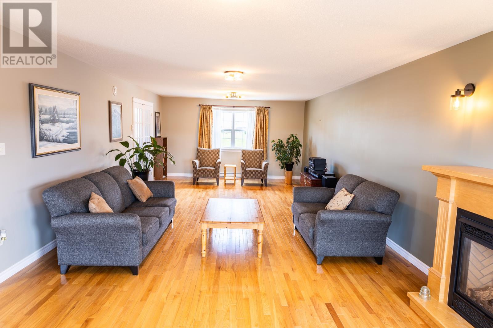 100 Fillatre Avenue - 9
