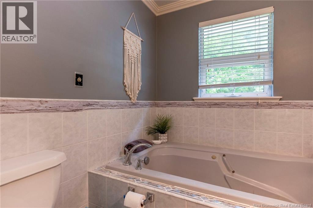 5 Broussard Street - 17