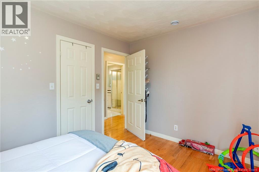 5 Broussard Street - 24
