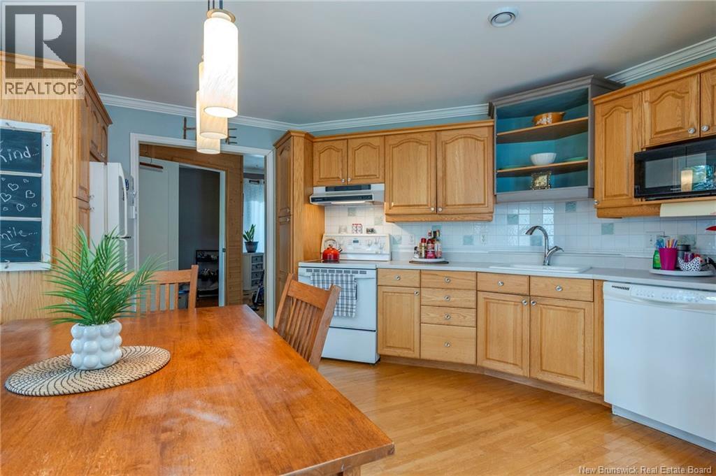 5 Broussard Street - 33