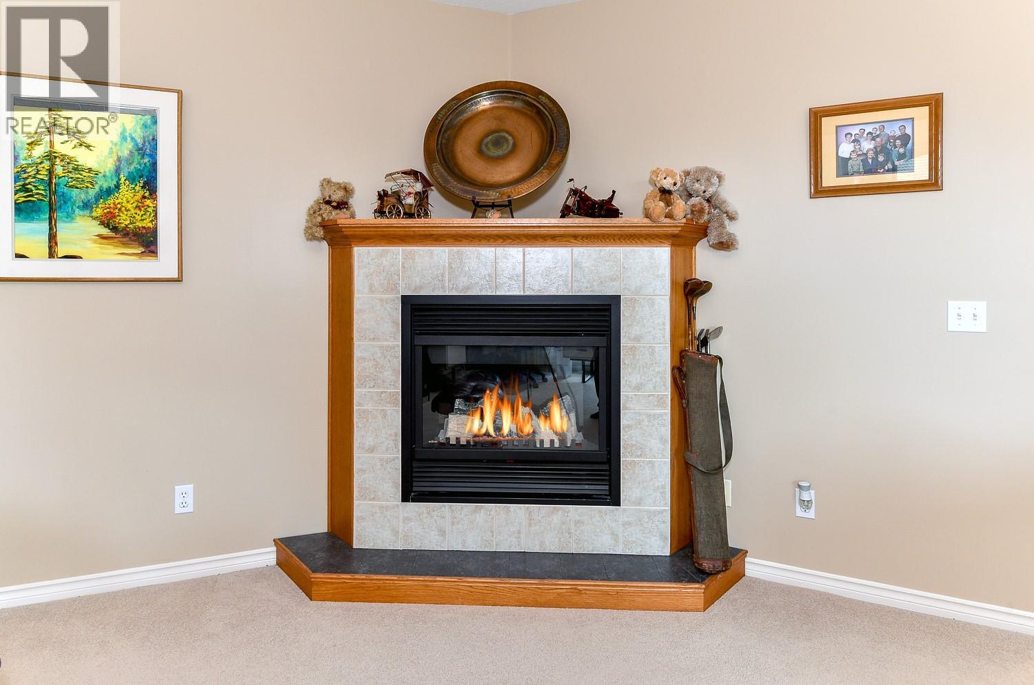 #14 4400 Gallaghers Drive E - 31