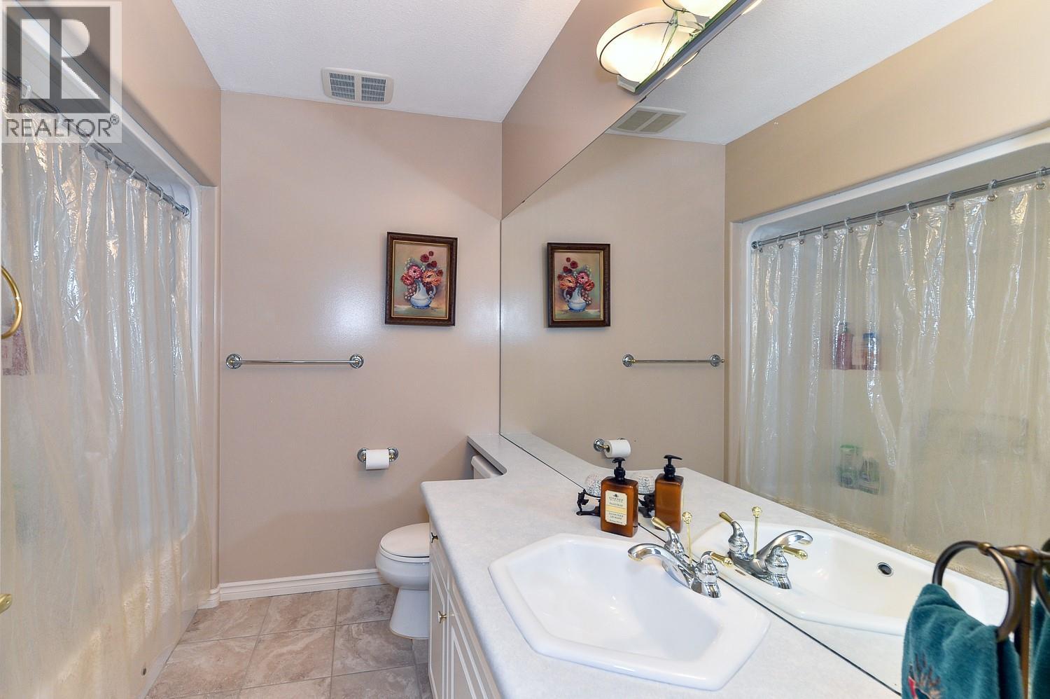 #14 4400 Gallaghers Drive E - 34
