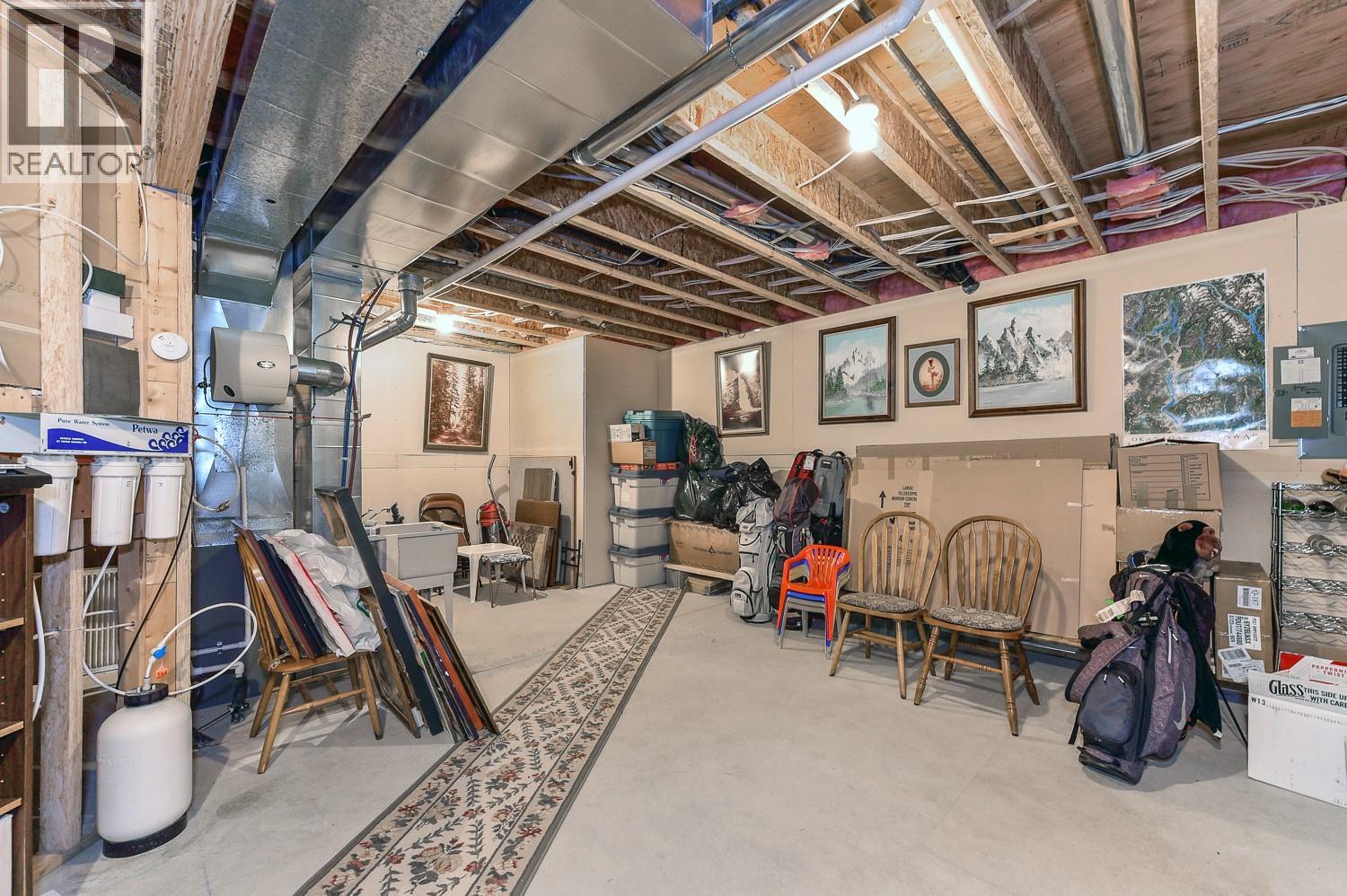 #14 4400 Gallaghers Drive E - 37