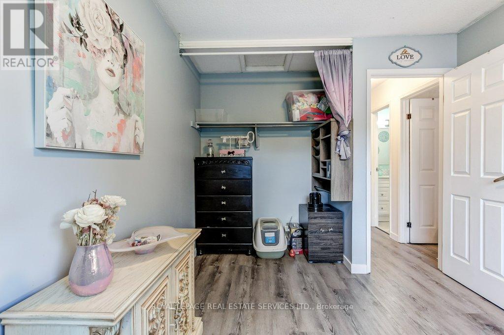 #34 532 SHERATON ROAD - 22