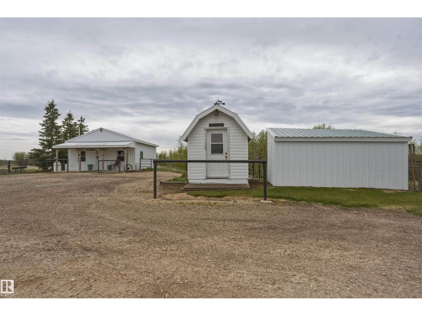56502 RGE ROAD 33 - 23