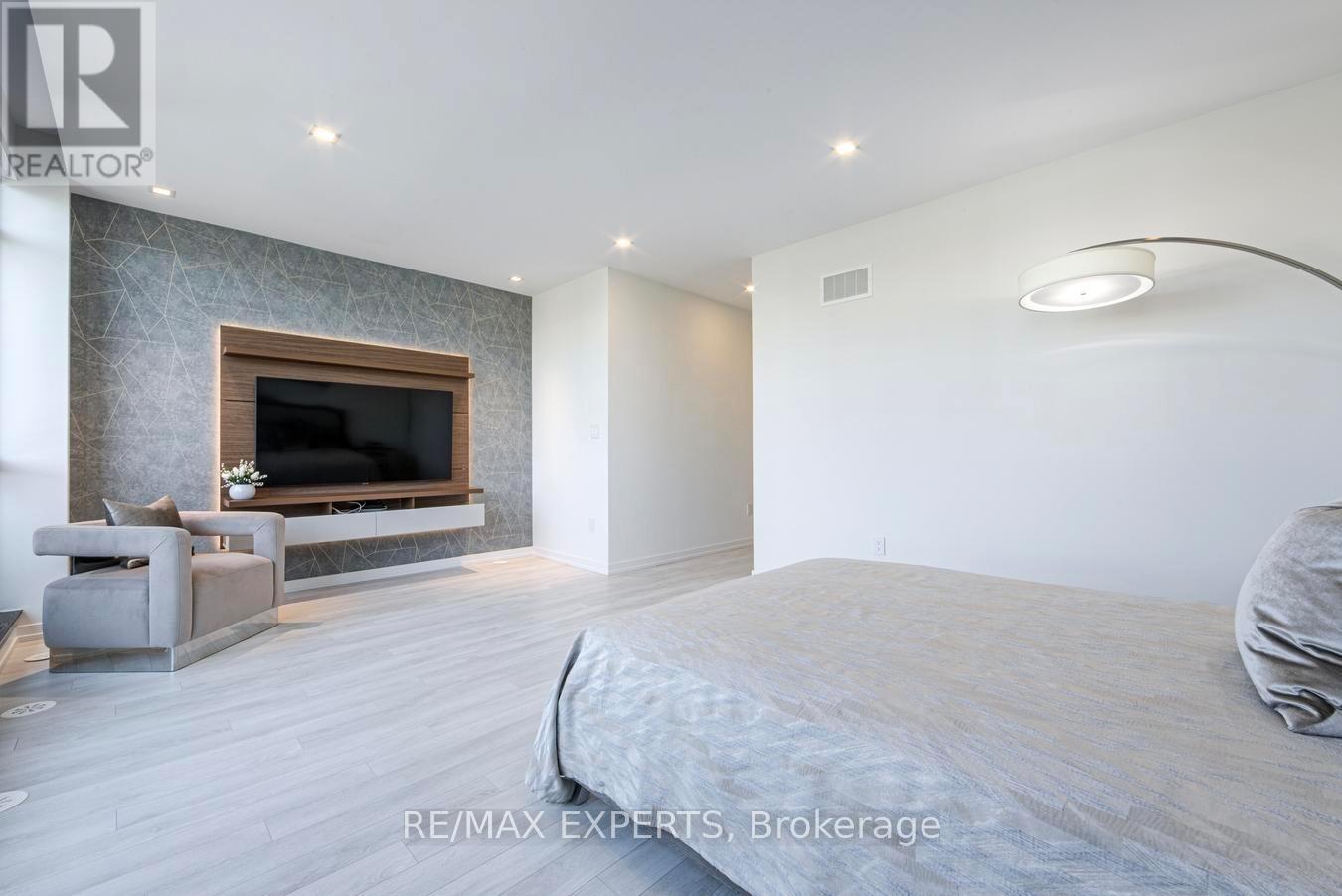 3585 RIVA AVENUE - 19
