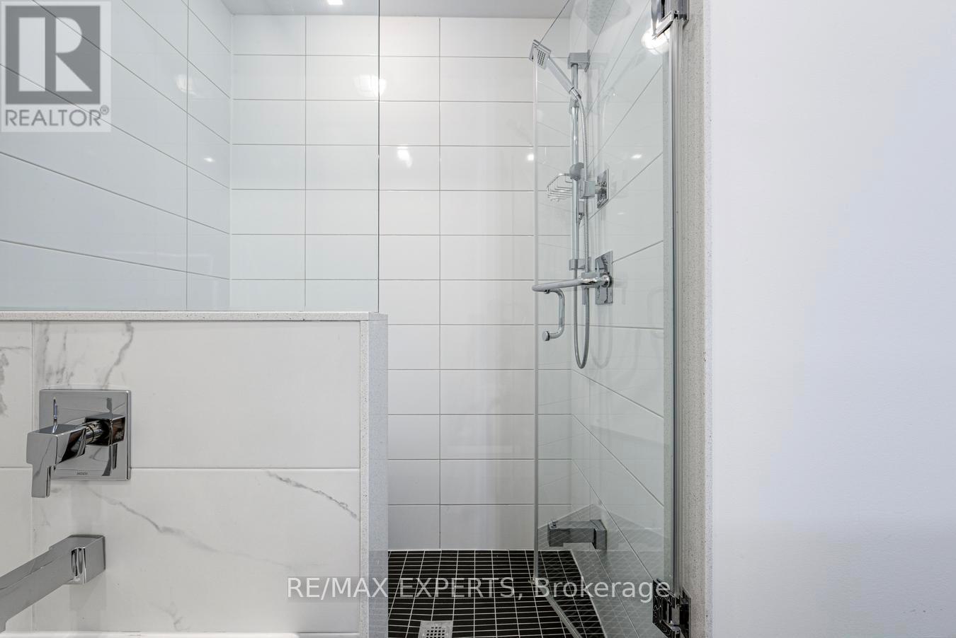 3585 RIVA AVENUE - 25