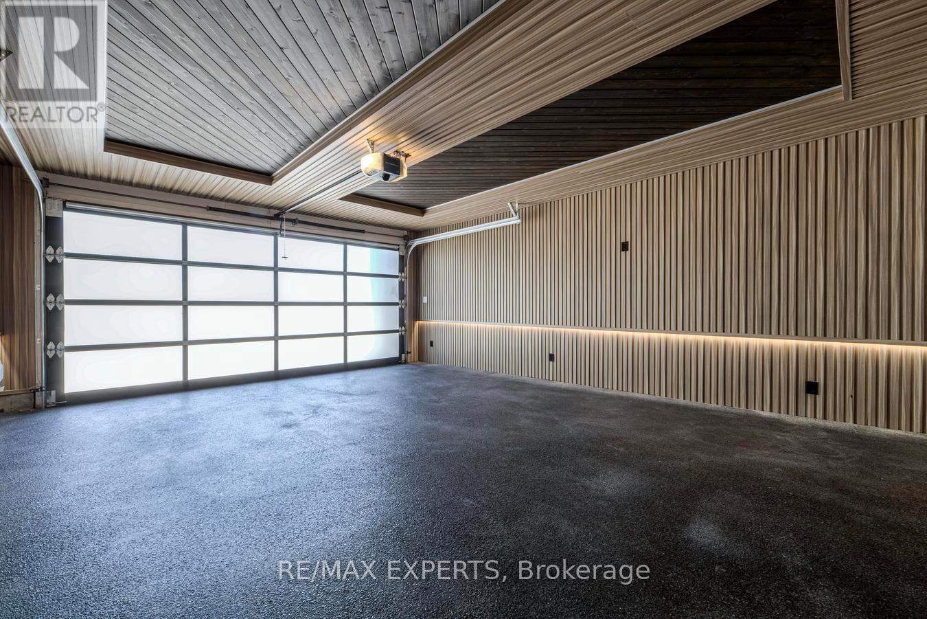 3585 RIVA AVENUE - 31