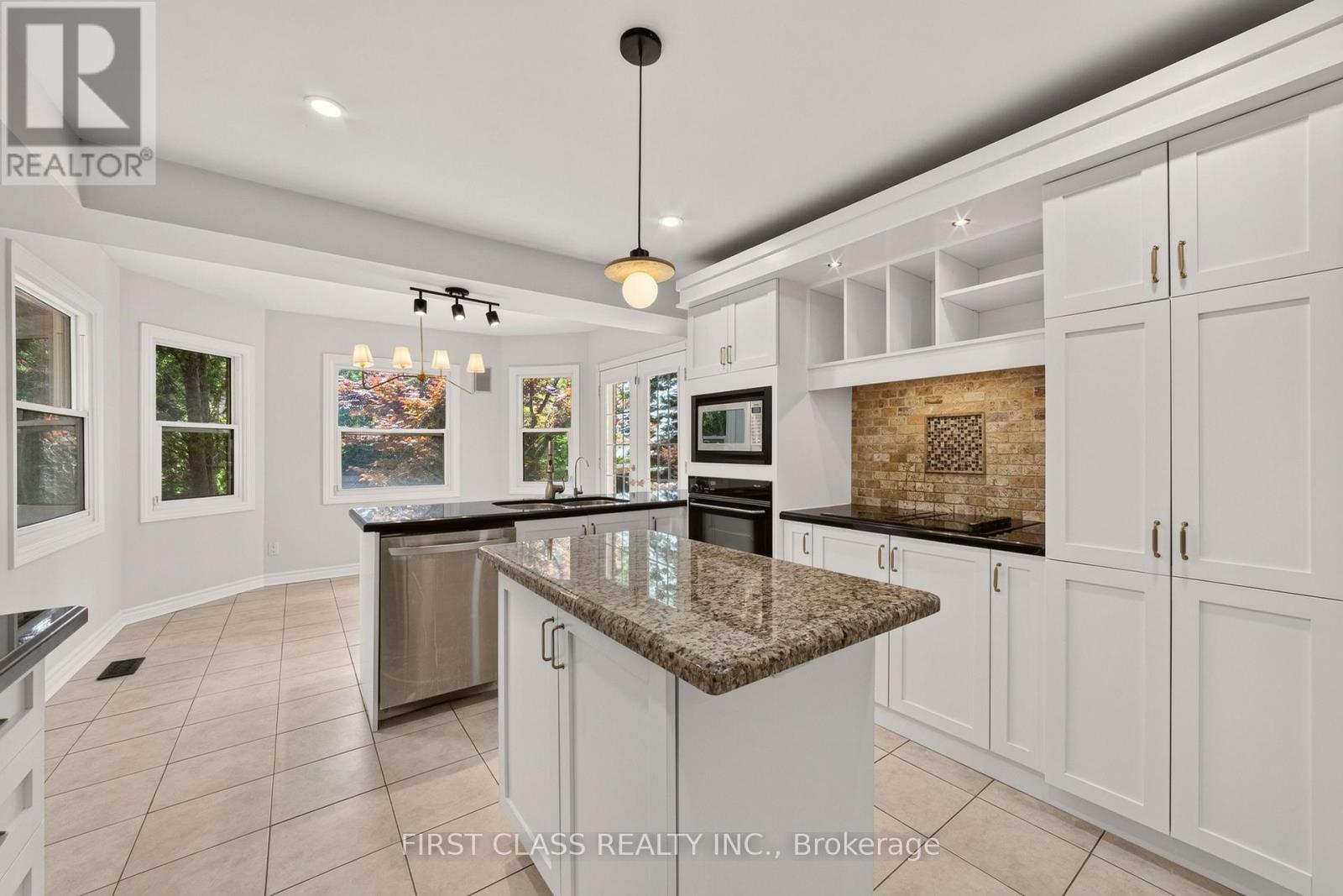 30 RITTER CRESCENT - 10