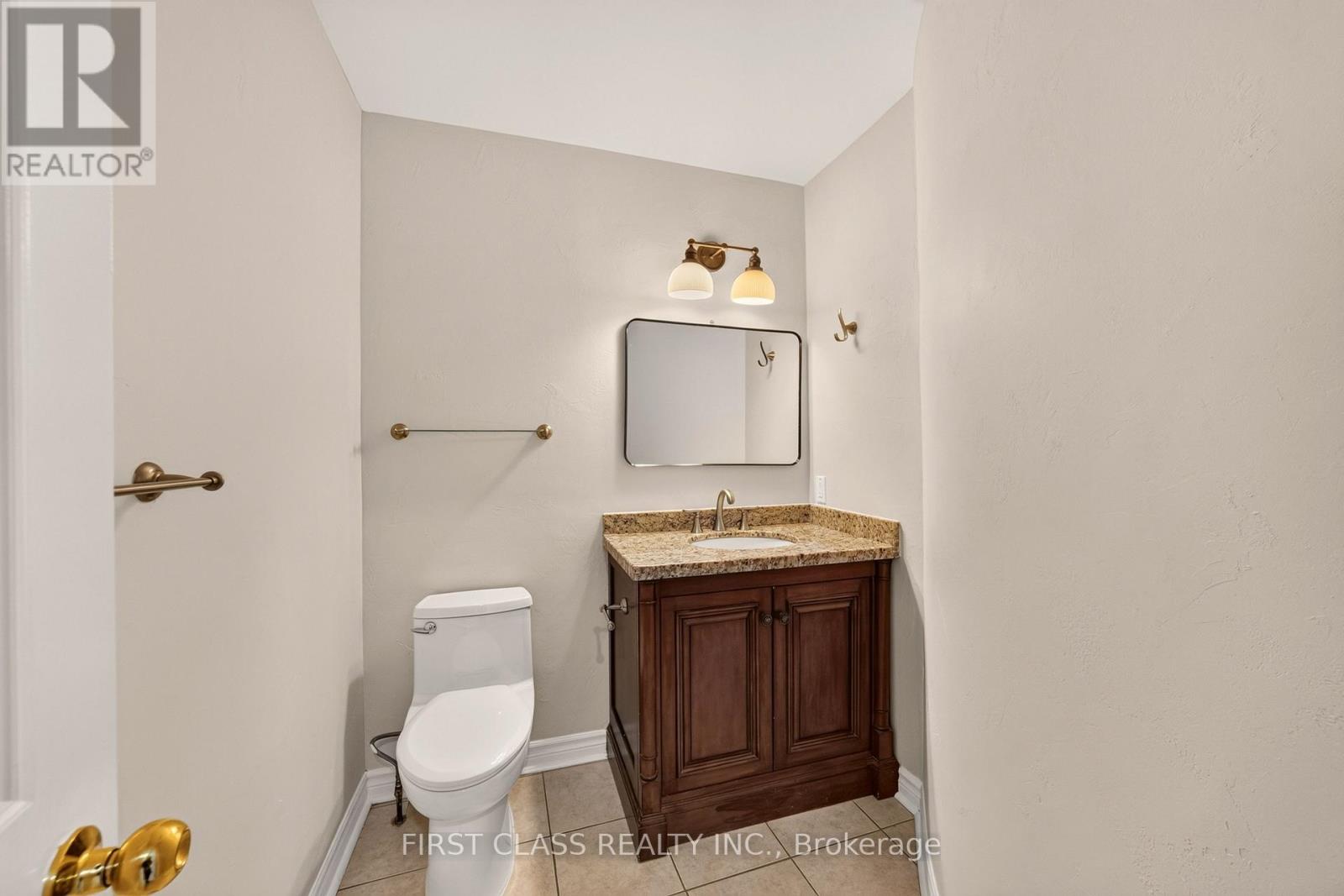 30 RITTER CRESCENT - 17