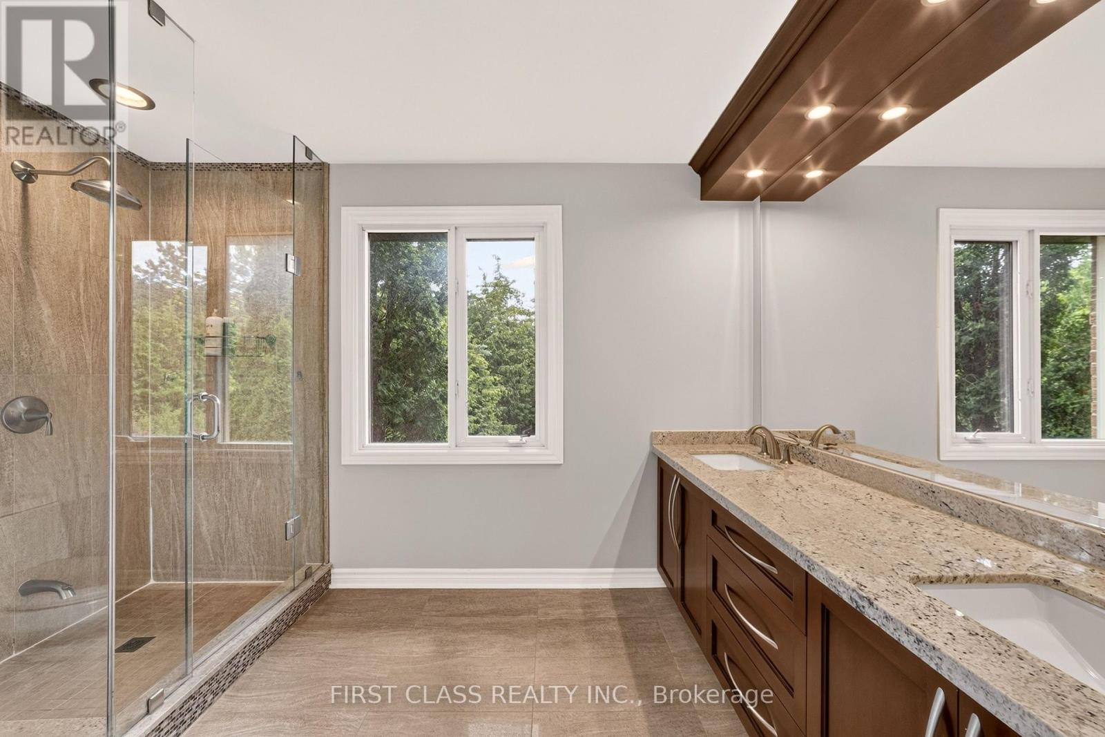 30 RITTER CRESCENT - 22