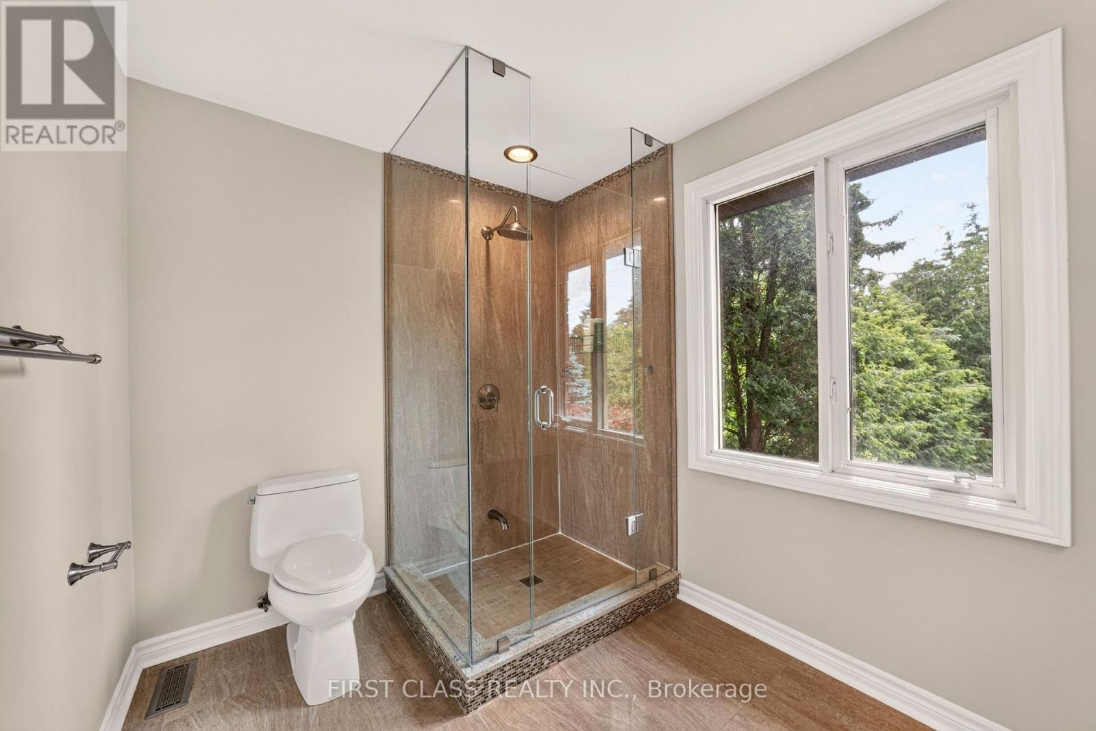 30 RITTER CRESCENT - 23