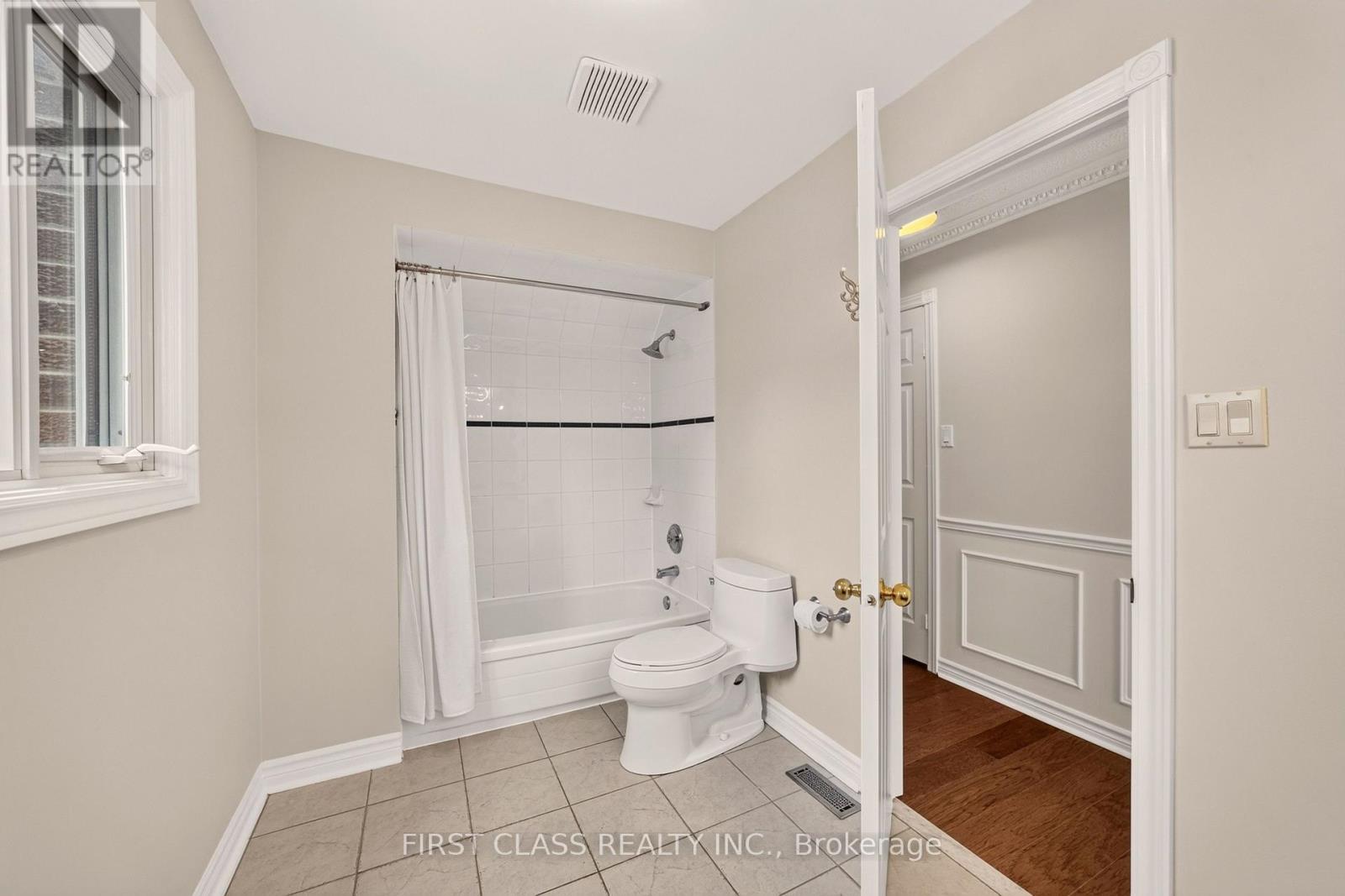 30 RITTER CRESCENT - 32