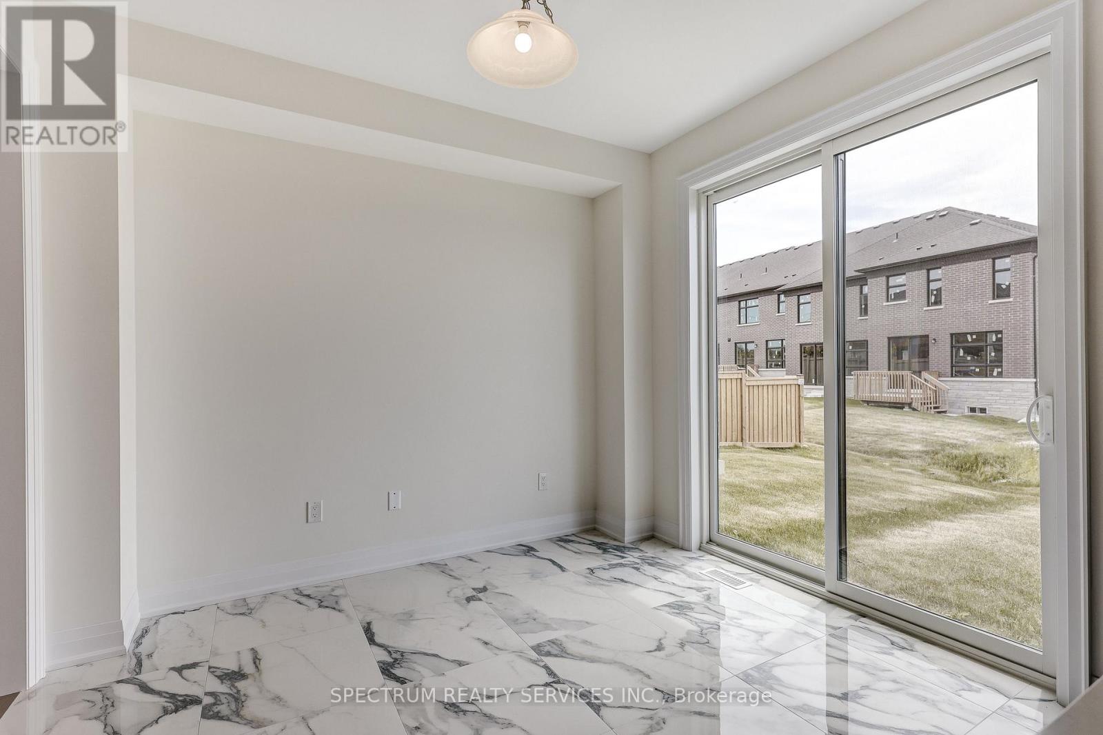 172 ADARIO CRESCENT - 15