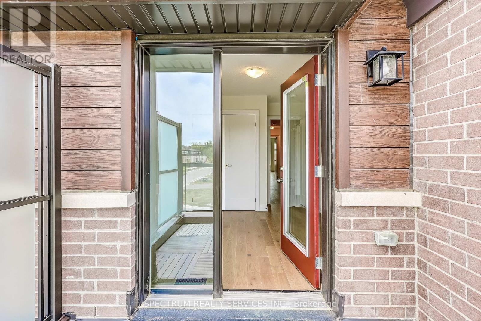 172 ADARIO CRESCENT - 32