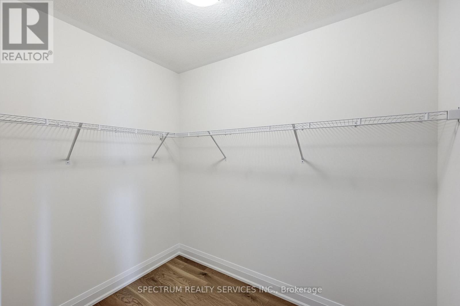 172 ADARIO CRESCENT - 39