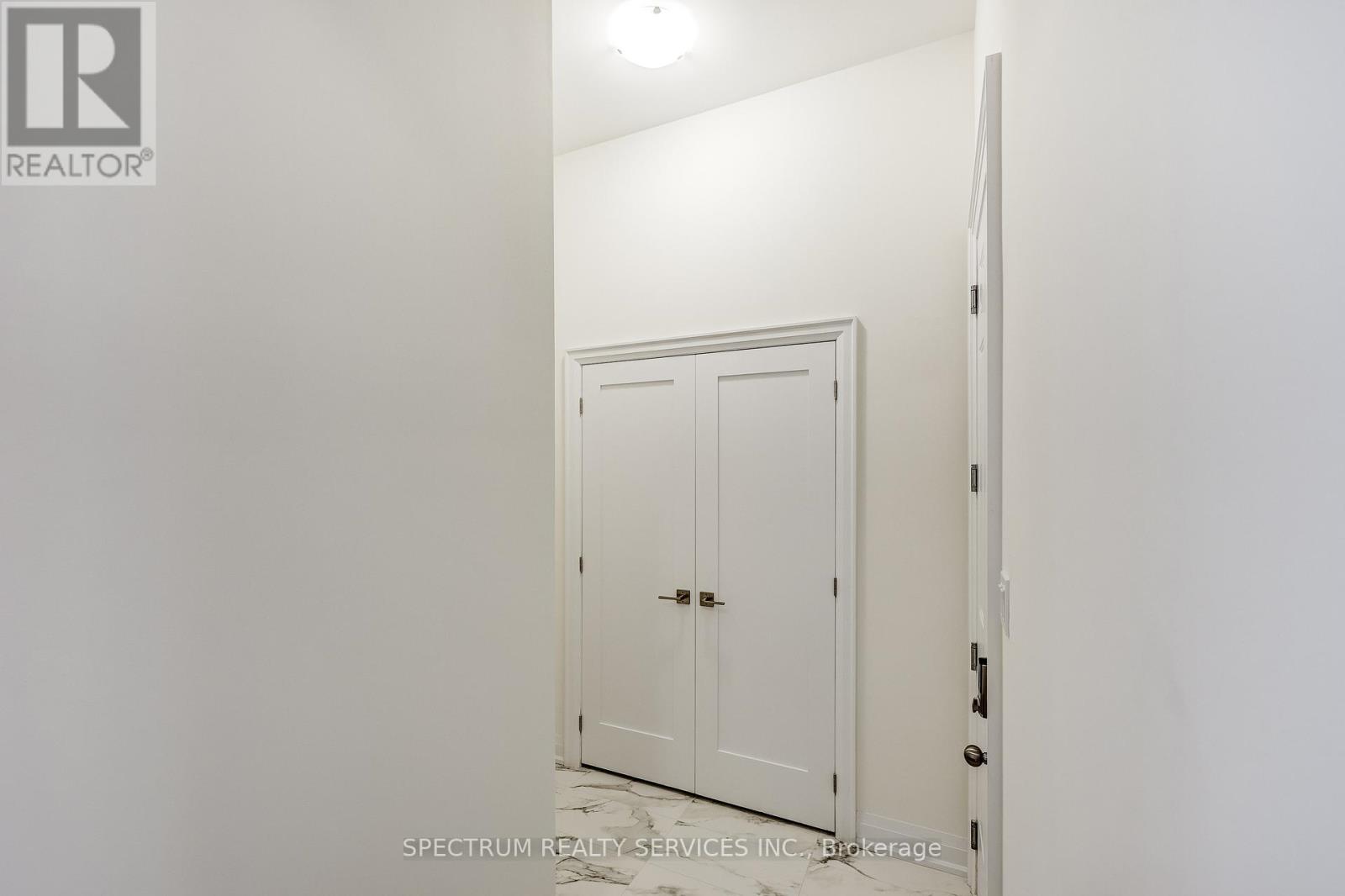 172 ADARIO CRESCENT - 9