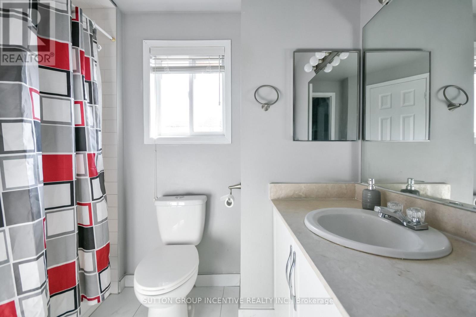 256 DUNSMORE LANE - 23