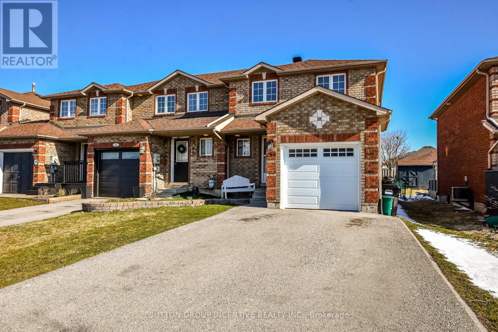 256 DUNSMORE LANE - 38