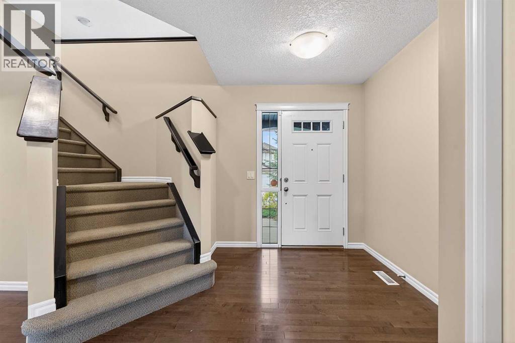 162 Cranwell Square SE - photo 4