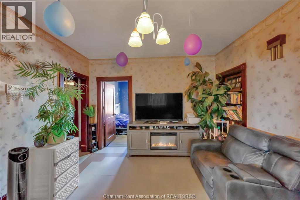 106 St. George STREET - 9