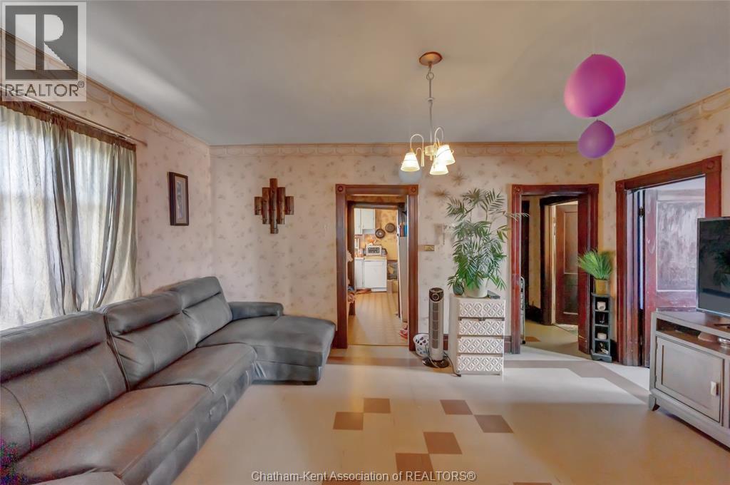 106 St. George STREET - 8