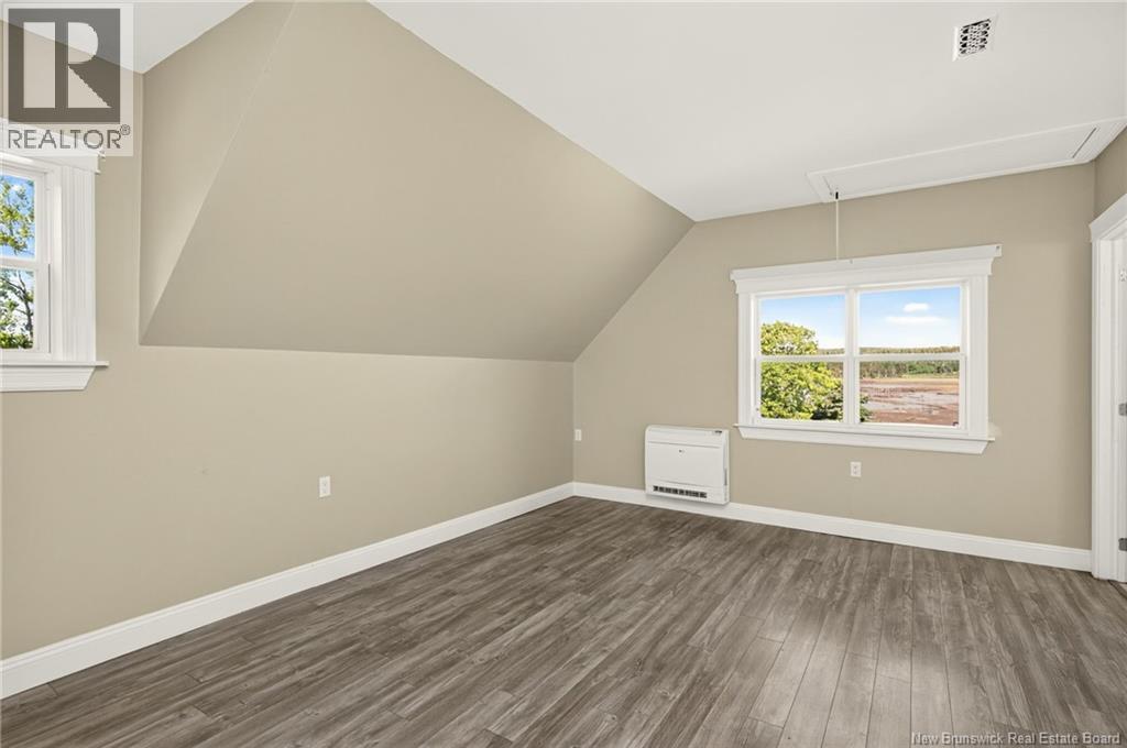6 Crow Island Road - 24