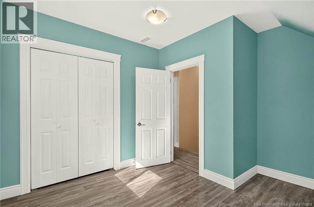 6 Crow Island Road - 29