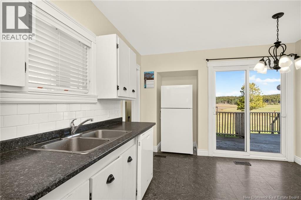 6 Crow Island Road - Image 7