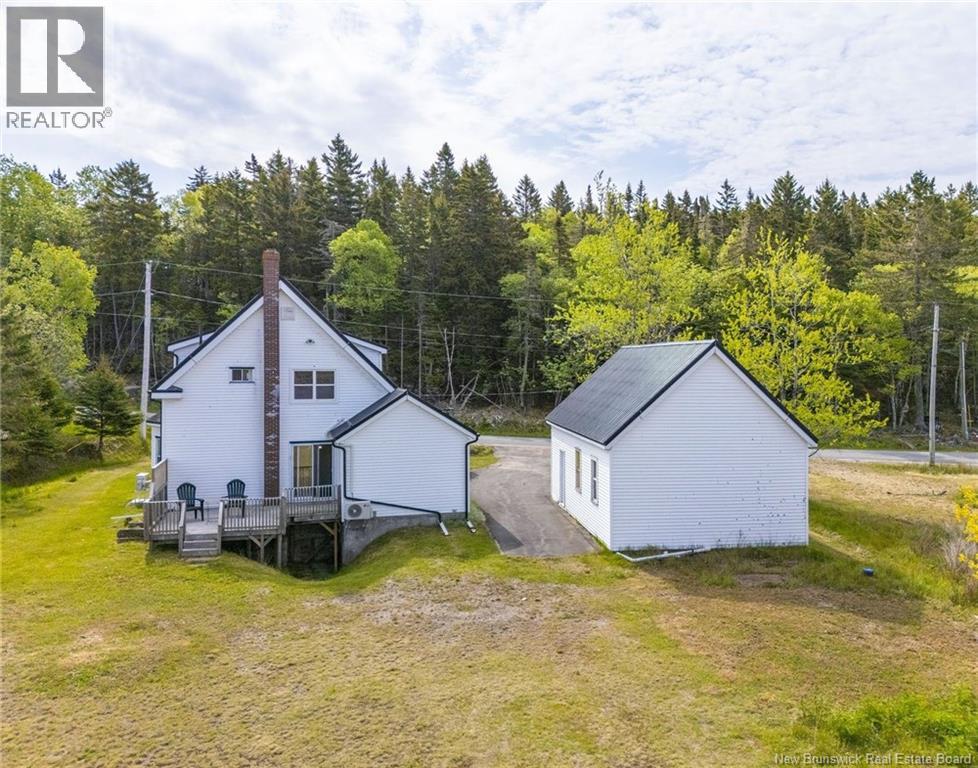 6 Crow Island Road - 44