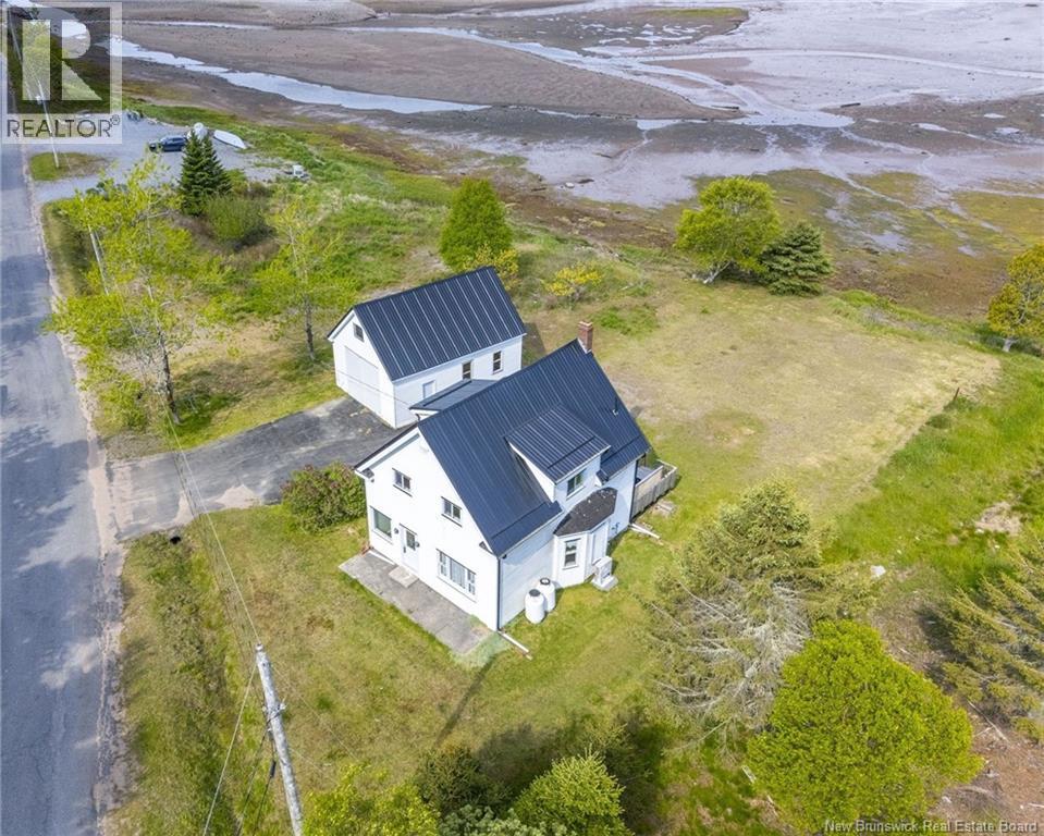 6 Crow Island Road - Image 38